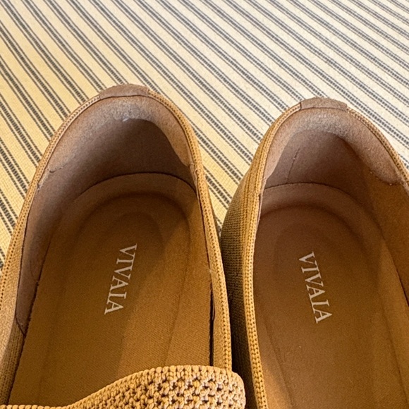 VIVAIA Women's Tan Square Toed Mary Jane Flats - Picture 14 of 14